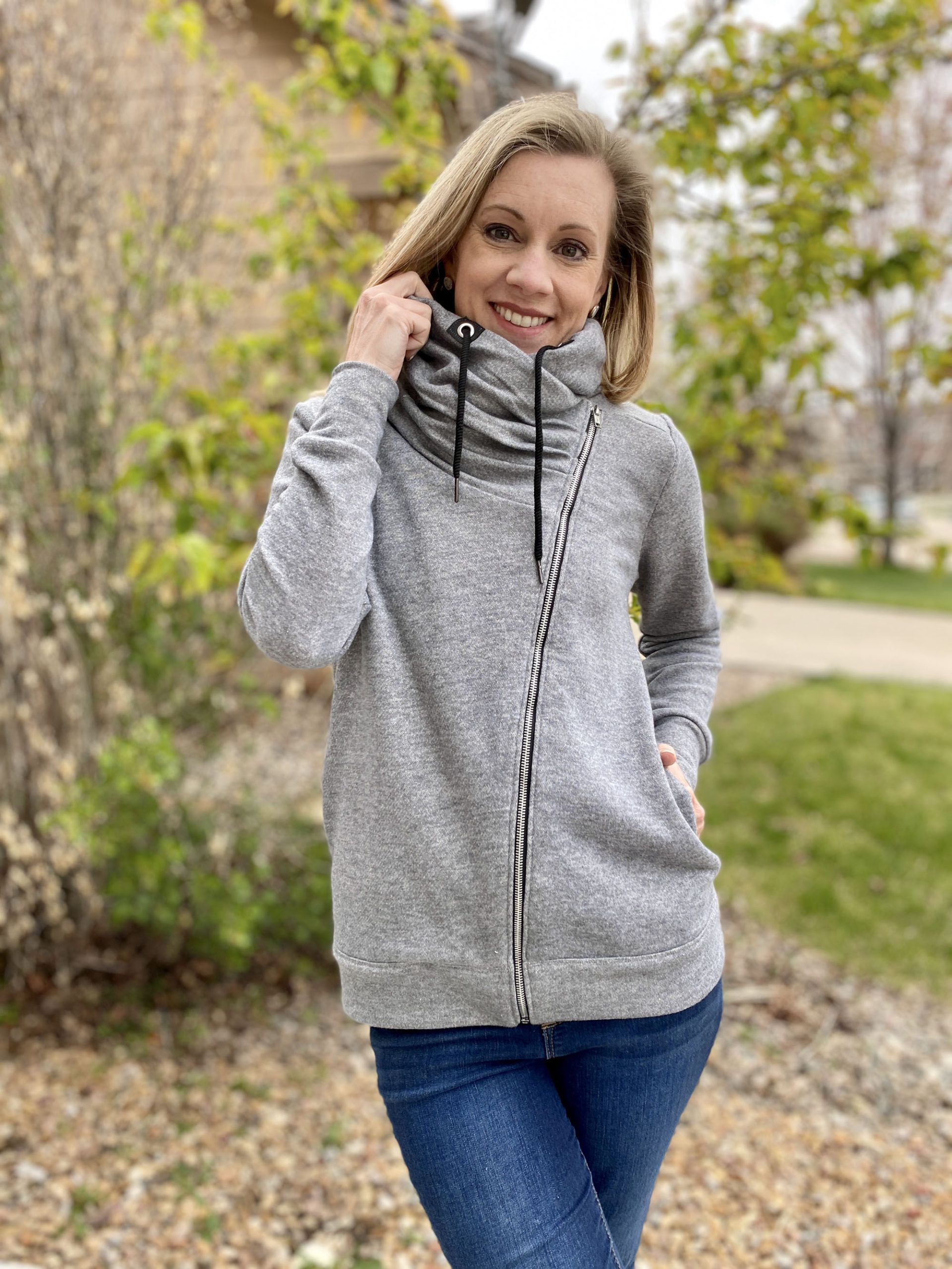 DIY Cowl Neck Sweatshirt using the Alba Pattern - Indoor Shannon